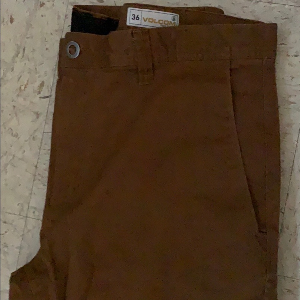 Chinos